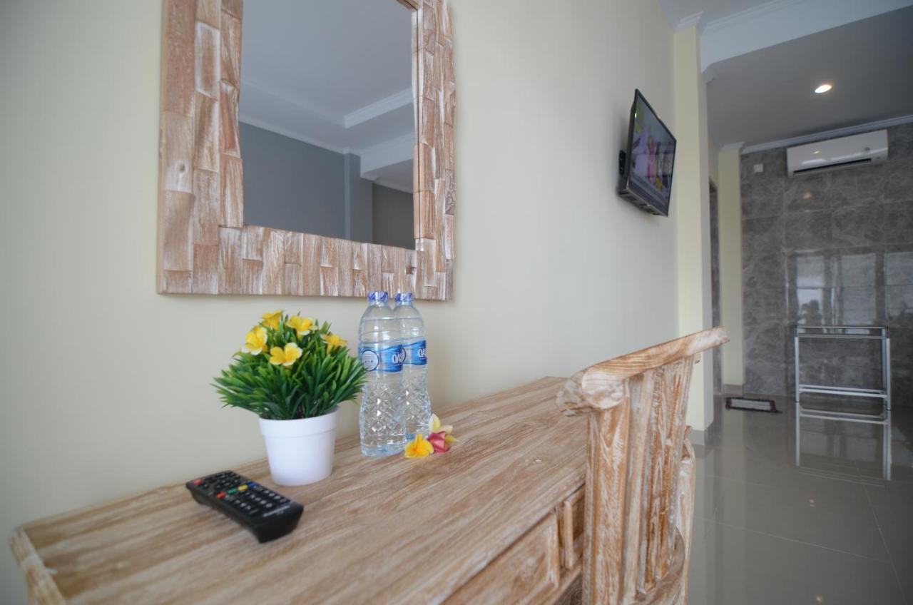 Kusuma Guesthouse 2 Canggu Kültér fotó