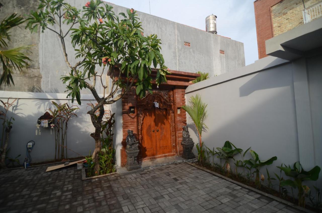 Kusuma Guesthouse 2 Canggu Kültér fotó