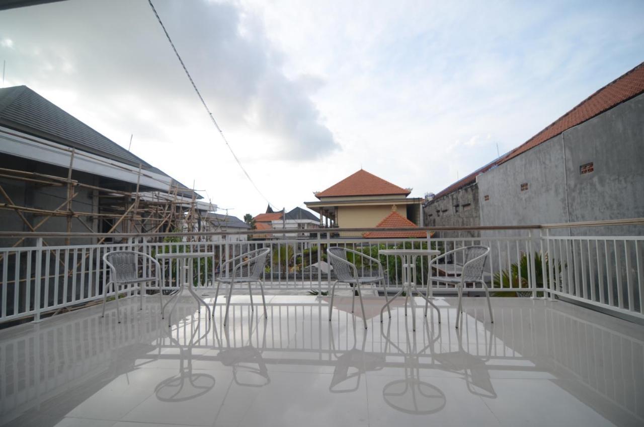 Kusuma Guesthouse 2 Canggu Kültér fotó