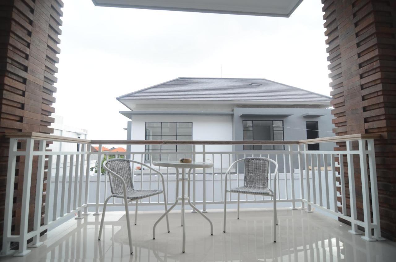 Kusuma Guesthouse 2 Canggu Kültér fotó