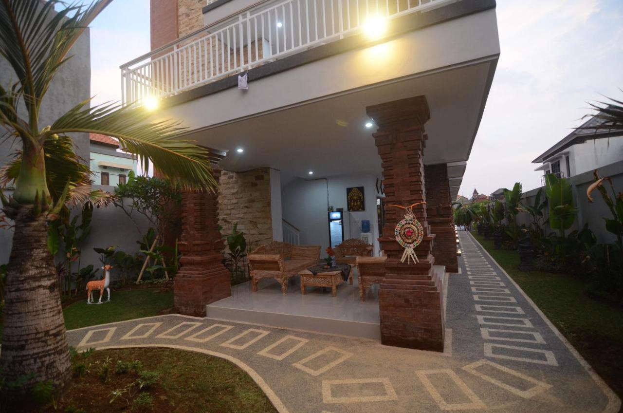 Kusuma Guesthouse 2 Canggu Kültér fotó