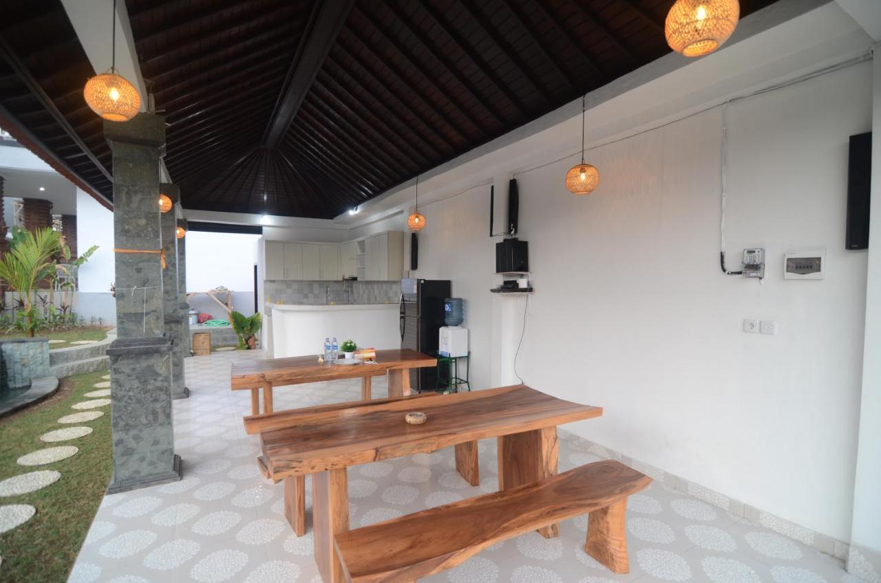 Kusuma Guesthouse 2 Canggu Kültér fotó