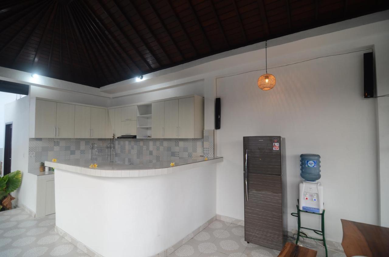 Kusuma Guesthouse 2 Canggu Kültér fotó
